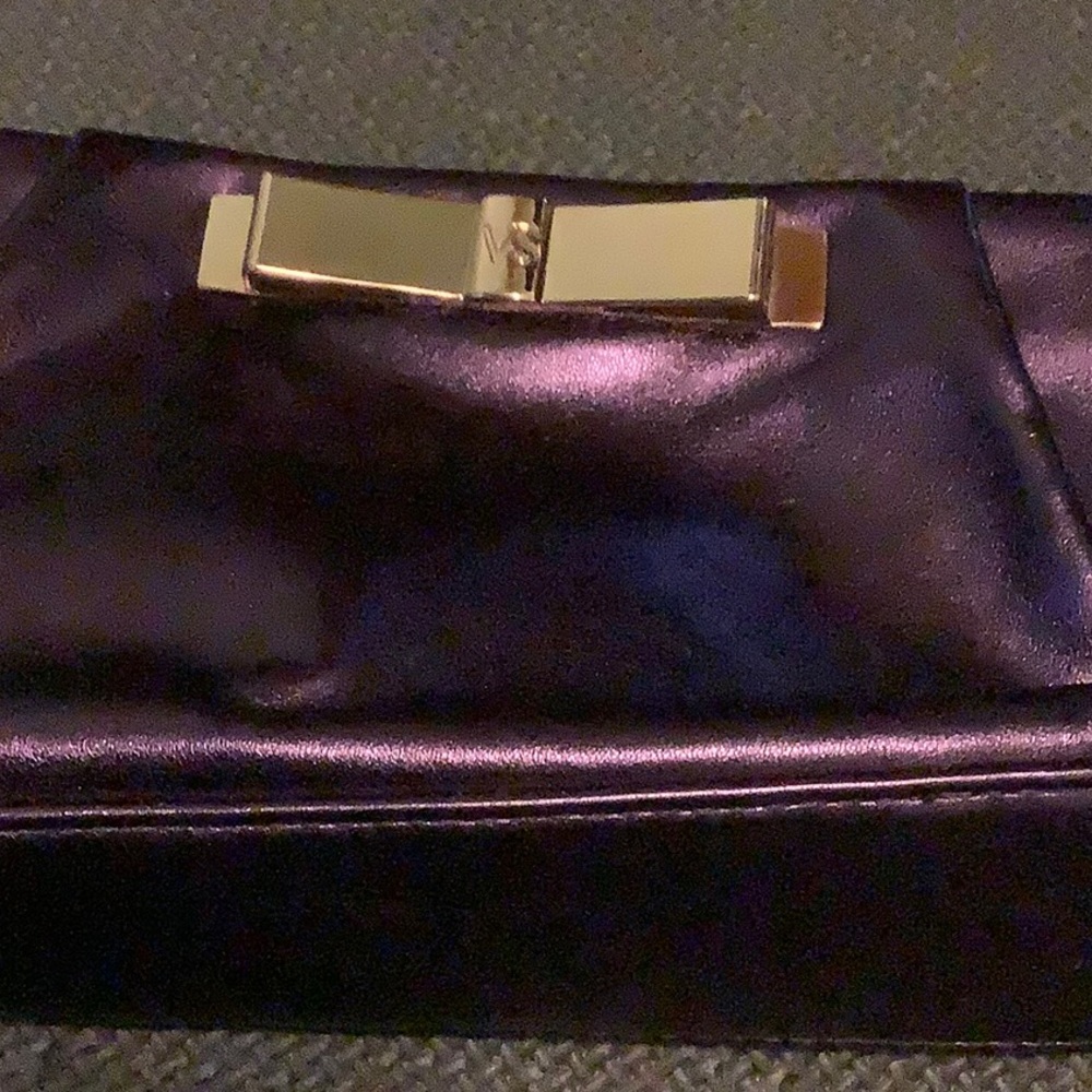 Victoria,s Secret purple clutch bag. NWOT